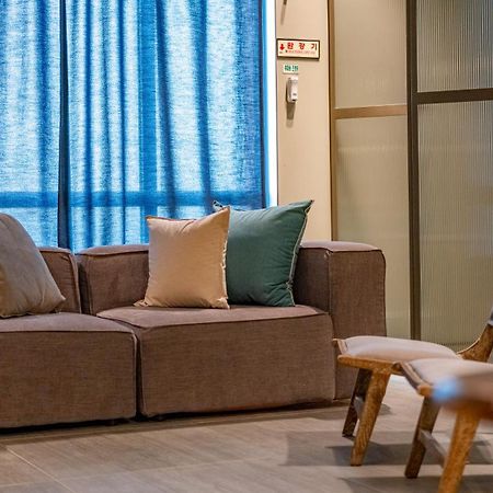 Hotel Barahan Чонджу Екстериор снимка